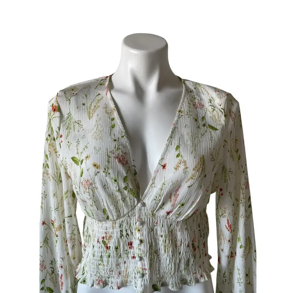 H&M Cropped Vneck Top Smocked Cream Floral Med Feminine Coquette Dainty Cottage - Picture 2 of 9